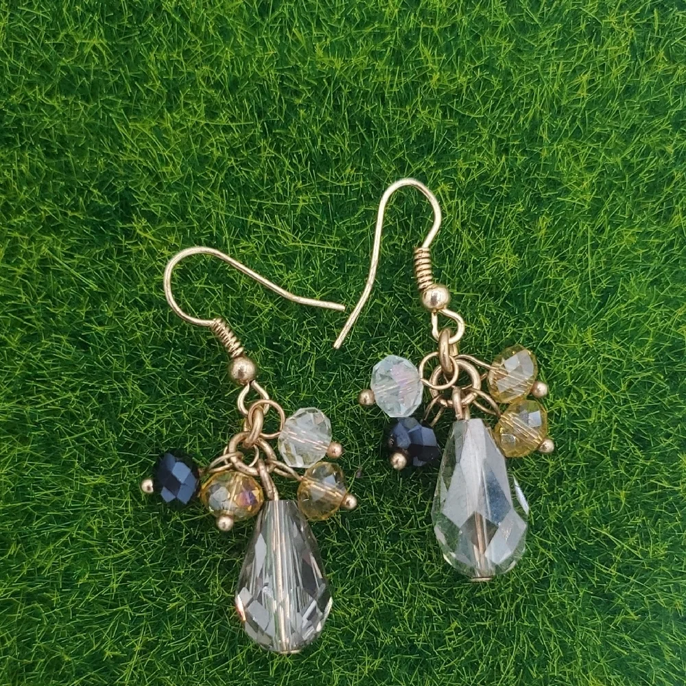 Swarovski Moonlight Dangle Earrings E1019‎